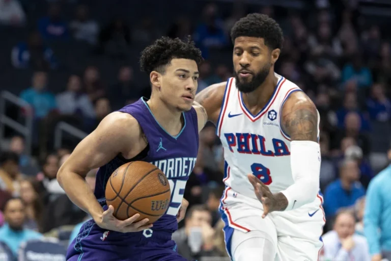 Joel-Embiid-and-KJ-Simpson-in-the-1st-half-1024x683
