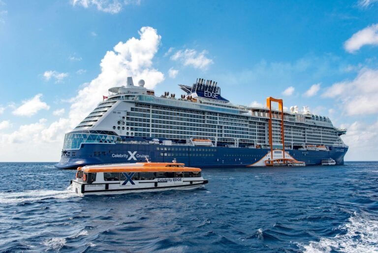epp_oyster_celebrity-edge_celebrity-cruises_18656014_18656014